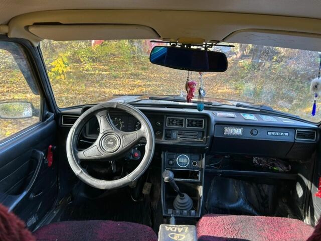 Красный ВАЗ 2107, объемом двигателя 0 л и пробегом 74 тыс. км за 1050 $, фото 5 на Automoto.ua