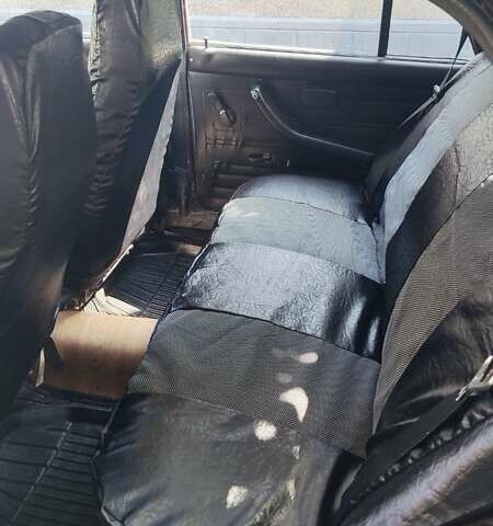 Красный ВАЗ 2107, объемом двигателя 1.5 л и пробегом 53 тыс. км за 1800 $, фото 2 на Automoto.ua