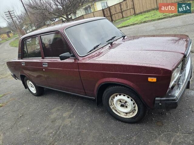 Красный ВАЗ 2107, объемом двигателя 1.5 л и пробегом 80 тыс. км за 1800 $, фото 7 на Automoto.ua