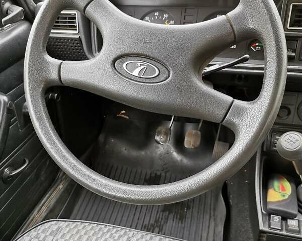 ВАЗ 2107 2006 в Одессе на Automoto.ua Красный ВАЗ 2107, объемом двигателя 1.45 л и пробегом 148 тыс. км за 2000 $, фото 4 на Automoto.ua