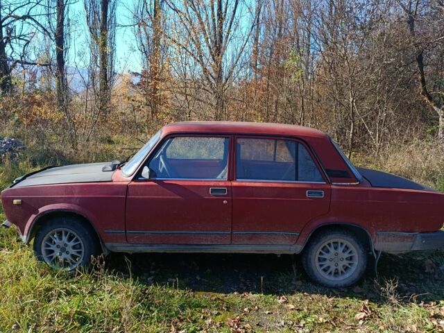 Червоний ВАЗ 2107, об'ємом двигуна 1.5 л та пробігом 133 тис. км за 350 $, фото 4 на Automoto.ua