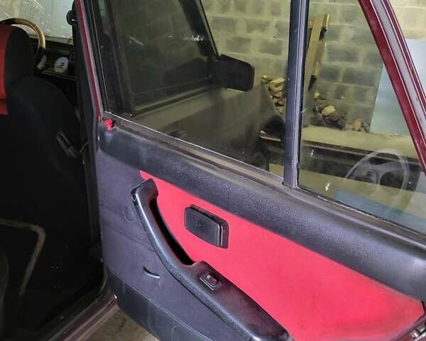 Красный ВАЗ 2107, объемом двигателя 1.45 л и пробегом 150 тыс. км за 700 $, фото 1 на Automoto.ua