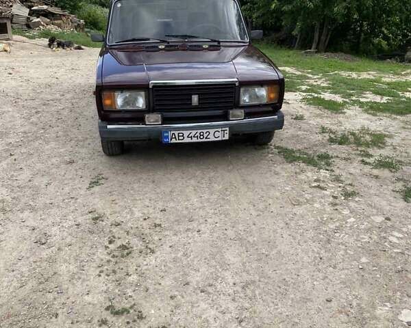 Красный ВАЗ 2107, объемом двигателя 1.45 л и пробегом 87 тыс. км за 1400 $, фото 1 на Automoto.ua