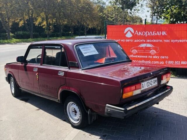 Красный ВАЗ 2107, объемом двигателя 1.5 л и пробегом 56 тыс. км за 2100 $, фото 3 на Automoto.ua