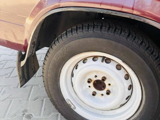 Красный ВАЗ 2107, объемом двигателя 1.5 л и пробегом 56 тыс. км за 2100 $, фото 10 на Automoto.ua