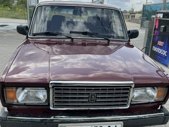 Красный ВАЗ 2107, объемом двигателя 1.5 л и пробегом 3 тыс. км за 1200 $, фото 1 на Automoto.ua