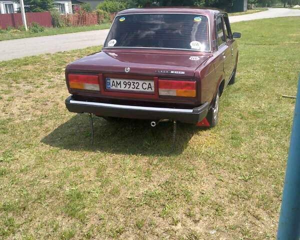 Красный ВАЗ 2107, объемом двигателя 1.45 л и пробегом 52 тыс. км за 2999 $, фото 2 на Automoto.ua