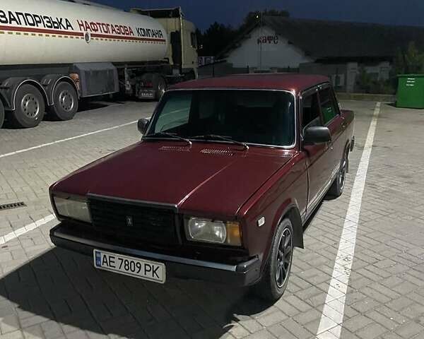 Червоний ВАЗ 2107, об'ємом двигуна 1.5 л та пробігом 10 тис. км за 2000 $, фото 7 на Automoto.ua
