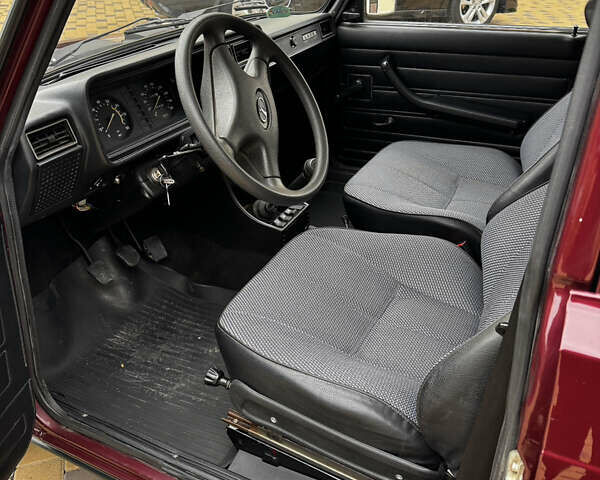 ВАЗ 2107 2007 в Могилев-Подольском на Automoto.ua Красный ВАЗ 2107, объемом двигателя 1.5 л и пробегом 40 тыс. км за 2999 $, фото 18 на Automoto.ua