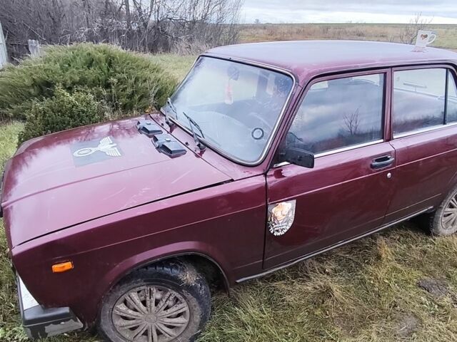 Красный ВАЗ 2107, объемом двигателя 0 л и пробегом 103 тыс. км за 1000 $, фото 3 на Automoto.ua