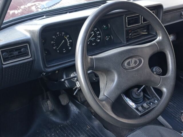 Красный ВАЗ 2107, объемом двигателя 0 л и пробегом 117 тыс. км за 1318 $, фото 5 на Automoto.ua