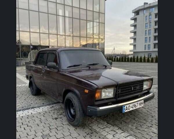 Красный ВАЗ 2107, объемом двигателя 1.6 л и пробегом 50 тыс. км за 1200 $, фото 5 на Automoto.ua