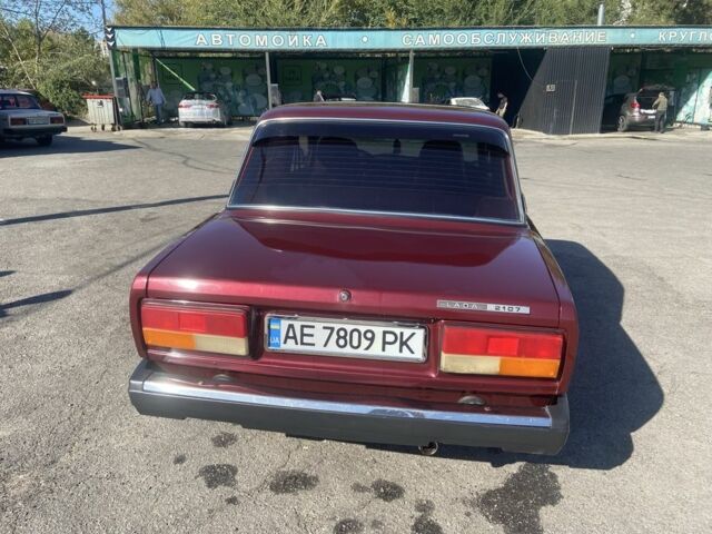 Красный ВАЗ 2107, объемом двигателя 1.5 л и пробегом 100 тыс. км за 1700 $, фото 4 на Automoto.ua