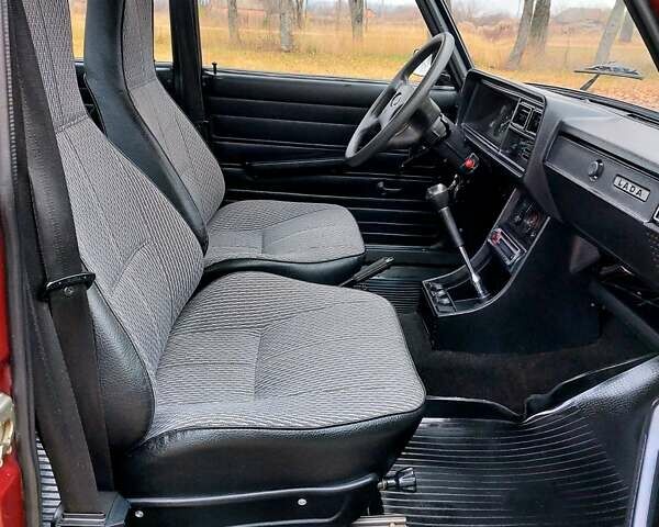 Червоний ВАЗ 2107, об'ємом двигуна 1.5 л та пробігом 27 тис. км за 3800 $, фото 26 на Automoto.ua