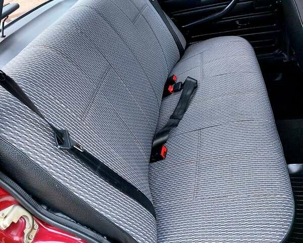 Червоний ВАЗ 2107, об'ємом двигуна 1.5 л та пробігом 27 тис. км за 3800 $, фото 48 на Automoto.ua