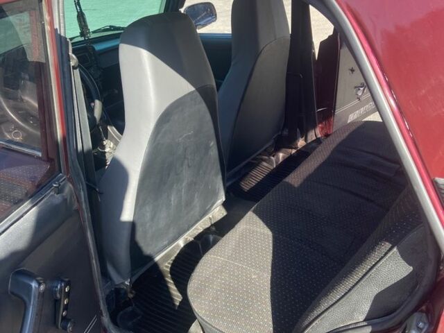 Красный ВАЗ 2107, объемом двигателя 1.5 л и пробегом 100 тыс. км за 1700 $, фото 6 на Automoto.ua