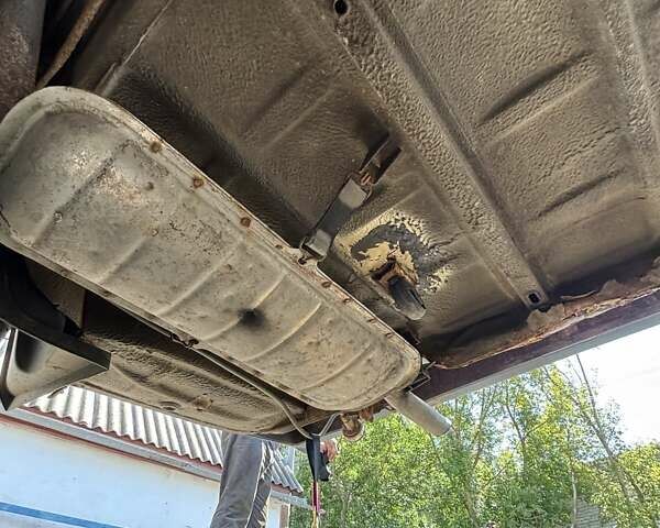 Красный ВАЗ 2107, объемом двигателя 1.6 л и пробегом 255 тыс. км за 1000 $, фото 10 на Automoto.ua