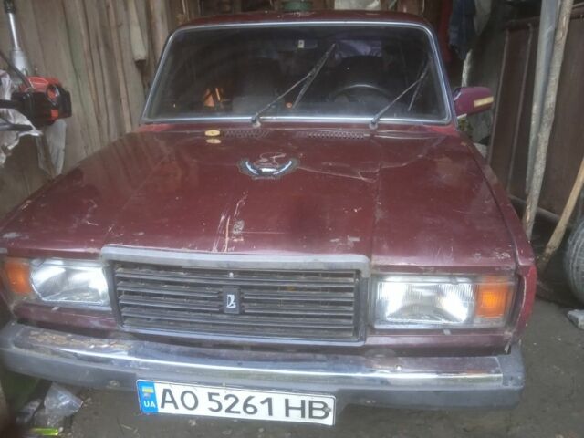 Красный ВАЗ 2107, объемом двигателя 1.5 л и пробегом 89 тыс. км за 1500 $, фото 1 на Automoto.ua
