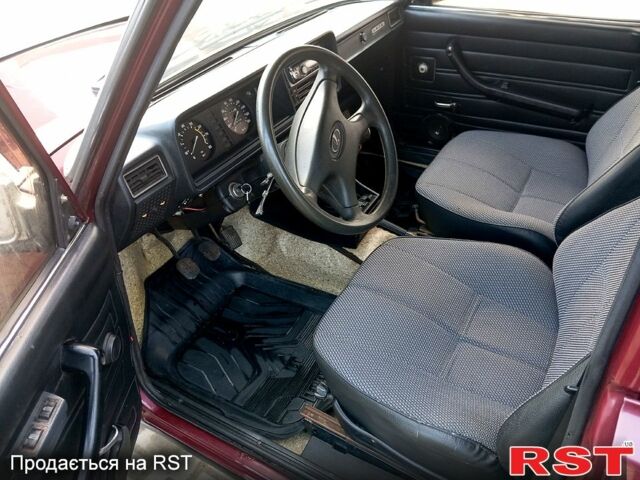 Червоний ВАЗ 2107, об'ємом двигуна 1.5 л та пробігом 100 тис. км за 1600 $, фото 9 на Automoto.ua