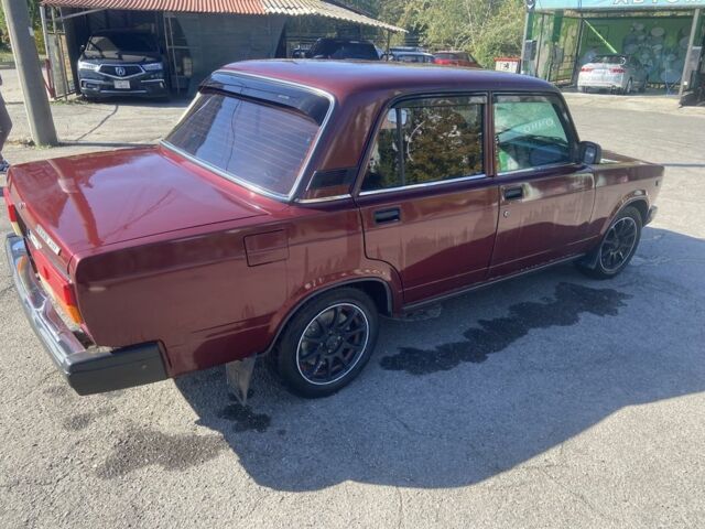 Красный ВАЗ 2107, объемом двигателя 1.5 л и пробегом 100 тыс. км за 1700 $, фото 3 на Automoto.ua