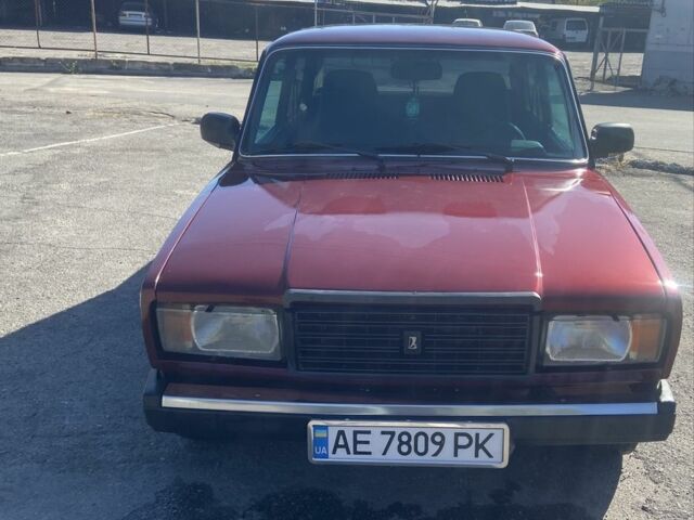 Красный ВАЗ 2107, объемом двигателя 1.5 л и пробегом 100 тыс. км за 1700 $, фото 1 на Automoto.ua