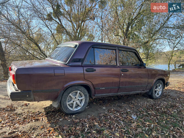 ВАЗ 2107 2007 в Гайсине на Automoto.ua Красный ВАЗ 2107, объемом двигателя 1.5 л и пробегом 151 тыс. км за 2200 $, фото 5 на Automoto.ua