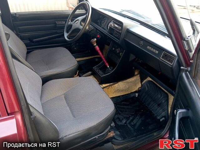 Червоний ВАЗ 2107, об'ємом двигуна 1.5 л та пробігом 100 тис. км за 1600 $, фото 10 на Automoto.ua