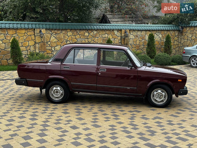 ВАЗ 2107 2007 в Могилев-Подольском на Automoto.ua Красный ВАЗ 2107, объемом двигателя 1.5 л и пробегом 40 тыс. км за 2999 $, фото 34 на Automoto.ua