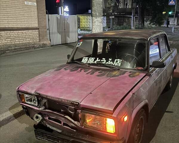 Красный ВАЗ 2107, объемом двигателя 1.6 л и пробегом 255 тыс. км за 1000 $, фото 4 на Automoto.ua