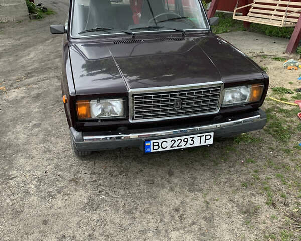 Красный ВАЗ 2107, объемом двигателя 1.6 л и пробегом 89 тыс. км за 1710 $, фото 1 на Automoto.ua