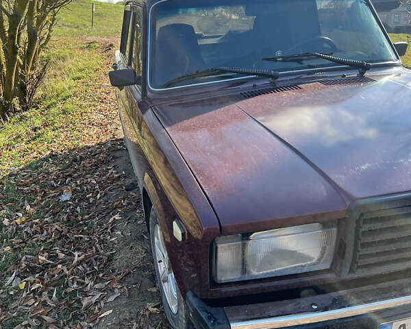 ВАЗ 2107 2007 в Гайсине на Automoto.ua Красный ВАЗ 2107, объемом двигателя 1.5 л и пробегом 151 тыс. км за 2200 $, фото 4 на Automoto.ua