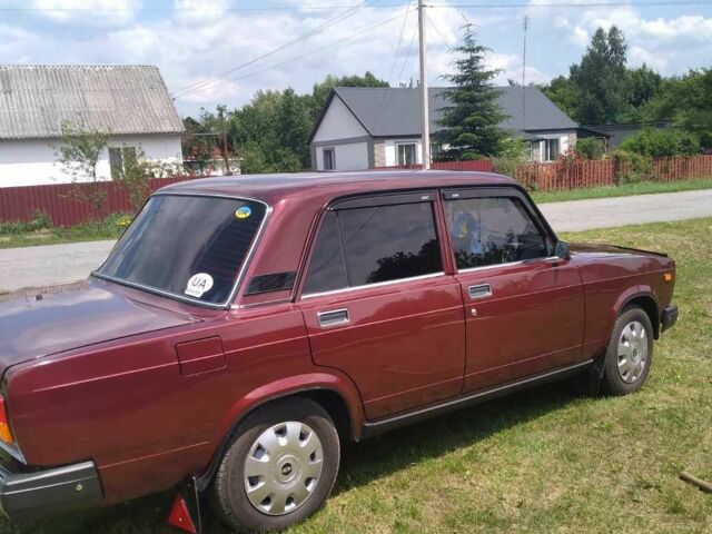 Красный ВАЗ 2107, объемом двигателя 1.5 л и пробегом 52 тыс. км за 2999 $, фото 4 на Automoto.ua