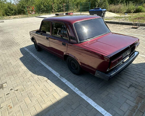 Красный ВАЗ 2107, объемом двигателя 1.5 л и пробегом 100 тыс. км за 1700 $, фото 6 на Automoto.ua