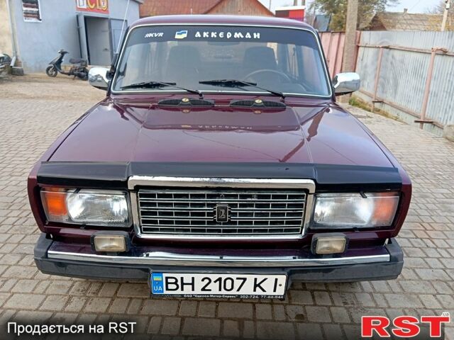 Червоний ВАЗ 2107, об'ємом двигуна 1.5 л та пробігом 100 тис. км за 1600 $, фото 1 на Automoto.ua