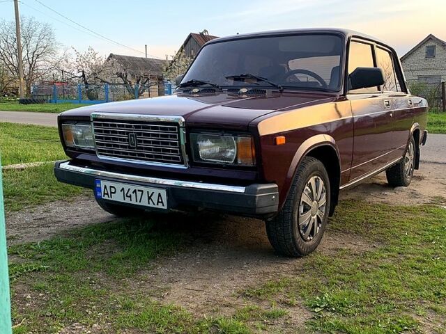 Красный ВАЗ 2107, объемом двигателя 1.6 л и пробегом 100 тыс. км за 1700 $, фото 4 на Automoto.ua
