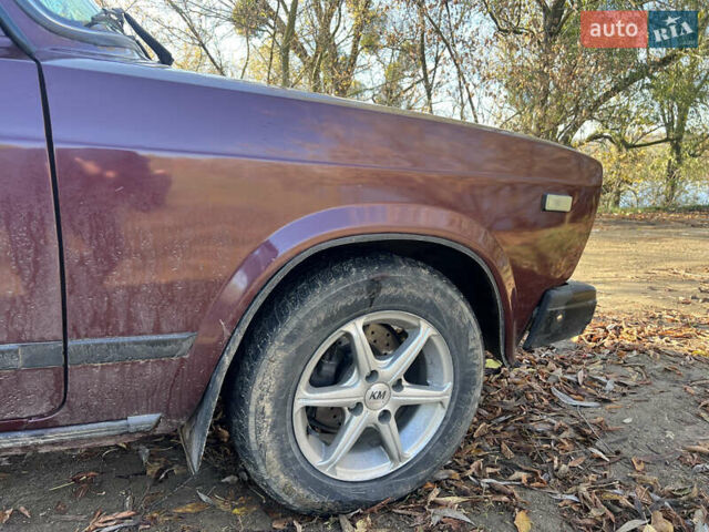 ВАЗ 2107 2007 в Гайсине на Automoto.ua Красный ВАЗ 2107, объемом двигателя 1.5 л и пробегом 151 тыс. км за 2200 $, фото 8 на Automoto.ua