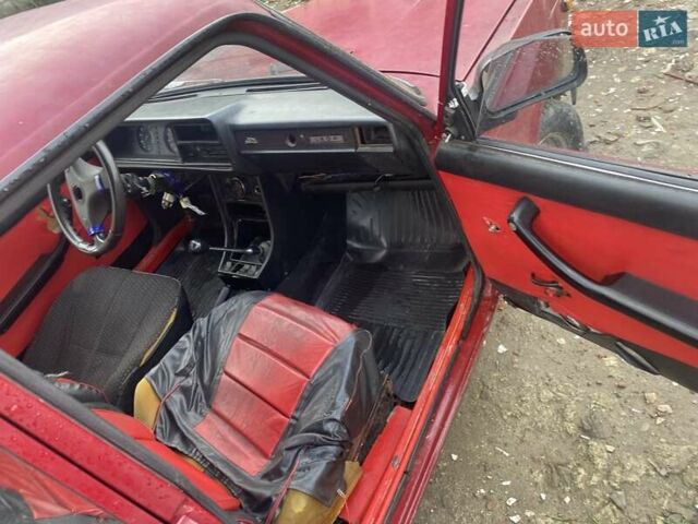 ВАЗ 2107 2007 у Ужгороді на Automoto.ua Червоний ВАЗ 2107, об'ємом двигуна 1.45 л та пробігом 100 тис. км за 350 $, фото 3 на Automoto.ua