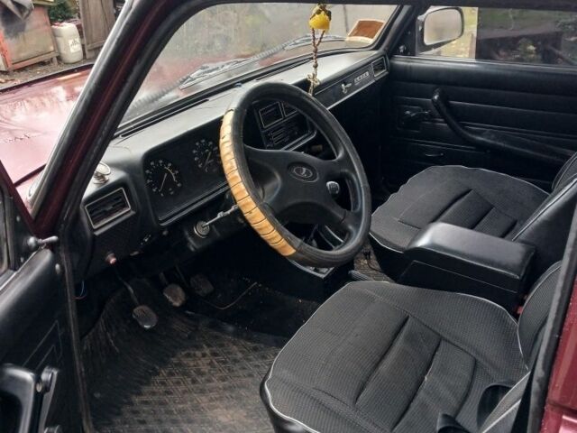Красный ВАЗ 2107, объемом двигателя 0 л и пробегом 60 тыс. км за 1000 $, фото 4 на Automoto.ua