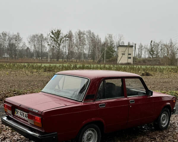 Красный ВАЗ 2107, объемом двигателя 1.5 л и пробегом 47 тыс. км за 2499 $, фото 12 на Automoto.ua