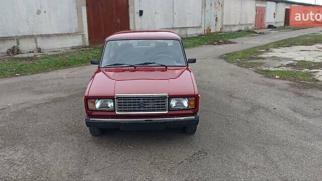 Червоний ВАЗ 2107, об'ємом двигуна 1.5 л та пробігом 33 тис. км за 3750 $, фото 5 на Automoto.ua
