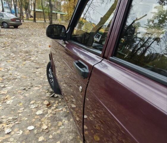 Красный ВАЗ 2107, объемом двигателя 1.5 л и пробегом 170 тыс. км за 850 $, фото 4 на Automoto.ua