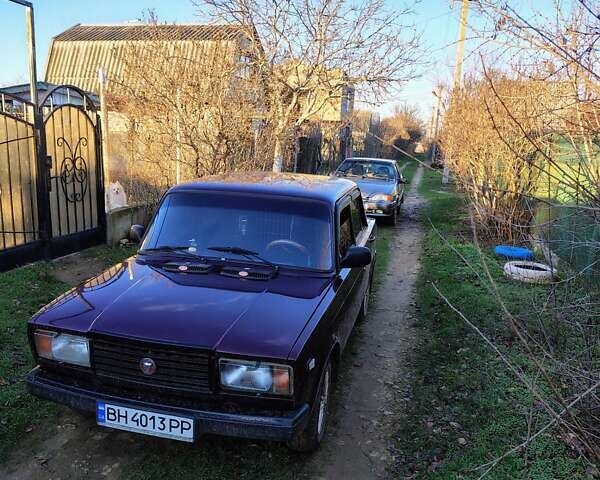 Червоний ВАЗ 2107, об'ємом двигуна 1.6 л та пробігом 130 тис. км за 2200 $, фото 3 на Automoto.ua