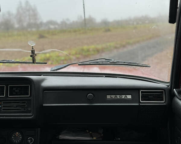 Красный ВАЗ 2107, объемом двигателя 1.5 л и пробегом 47 тыс. км за 2499 $, фото 143 на Automoto.ua