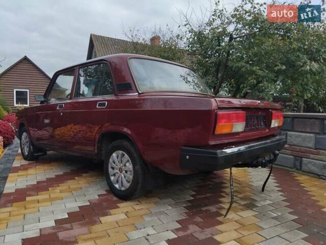 ВАЗ 2107 2008 в Гоще на Automoto.ua Красный ВАЗ 2107, объемом двигателя 1.5 л и пробегом 120 тыс. км за 1680 $, фото 6 на Automoto.ua