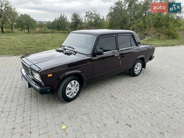 Красный ВАЗ 2107, объемом двигателя 1.45 л и пробегом 80 тыс. км за 2799 $, фото 9 на Automoto.ua