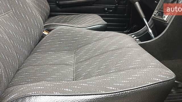 Червоний ВАЗ 2107, об'ємом двигуна 1.5 л та пробігом 33 тис. км за 3750 $, фото 35 на Automoto.ua