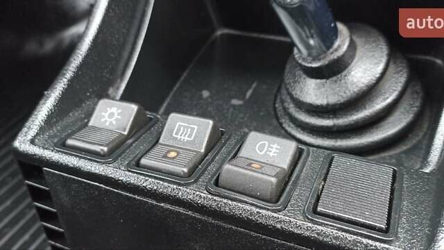 Червоний ВАЗ 2107, об'ємом двигуна 1.5 л та пробігом 33 тис. км за 3750 $, фото 37 на Automoto.ua