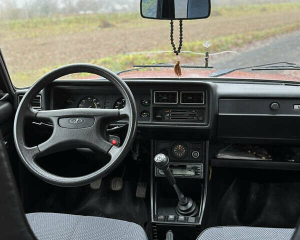 Красный ВАЗ 2107, объемом двигателя 1.5 л и пробегом 47 тыс. км за 2499 $, фото 137 на Automoto.ua