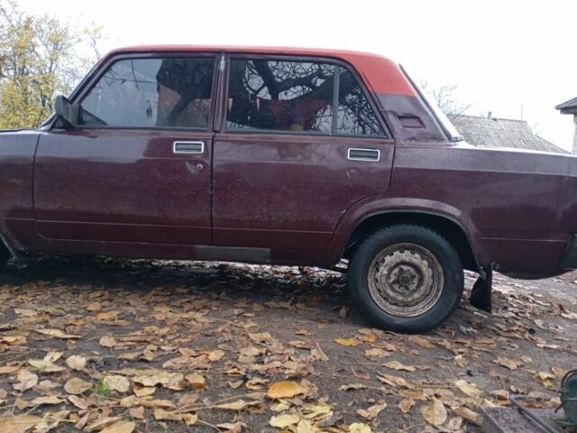 Красный ВАЗ 2107, объемом двигателя 0 л и пробегом 2 тыс. км за 544 $, фото 1 на Automoto.ua