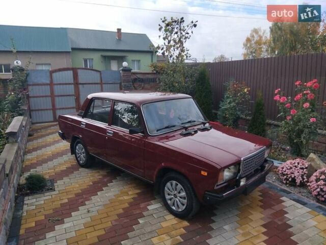 ВАЗ 2107 2008 в Гоще на Automoto.ua Красный ВАЗ 2107, объемом двигателя 1.5 л и пробегом 120 тыс. км за 1680 $, фото 10 на Automoto.ua